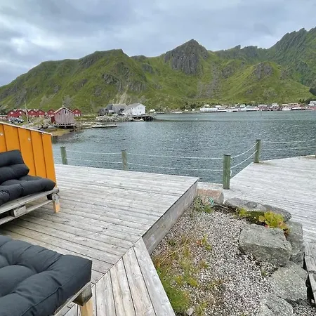 Charming Waterfront In Ballstad, Lofoten 度假居 *