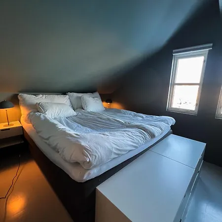 Charming Waterfront In Ballstad, Lofoten Holiday home *