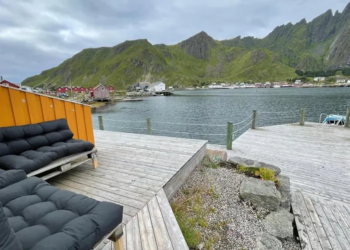 Charming Waterfront In Ballstad, Lofoten Dom wakacyjny *